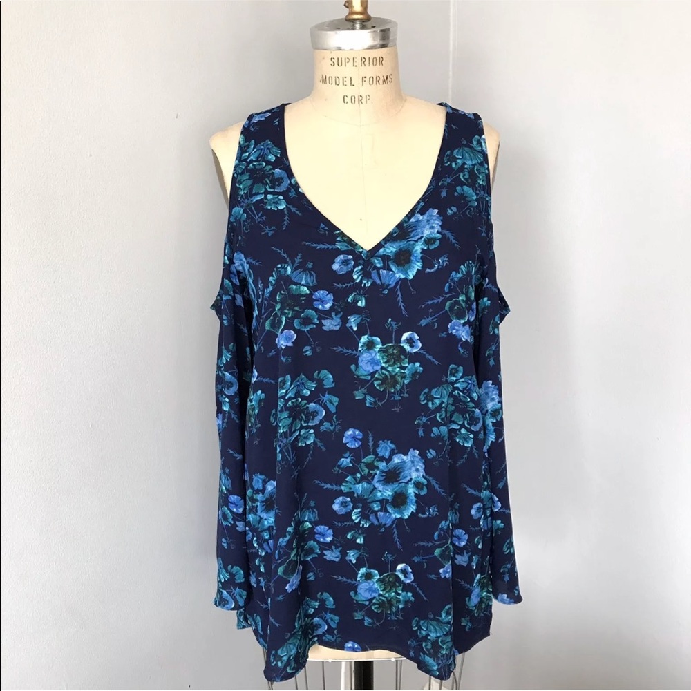 NWT Philosophy Cold Shoulder Floral Blouse Top